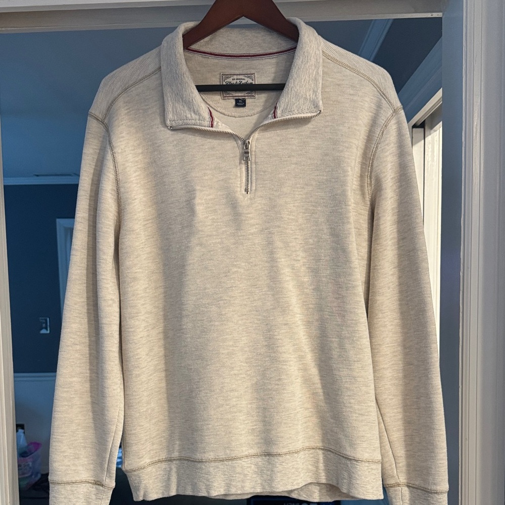 Men's Light Gray Zip-Up Sweater